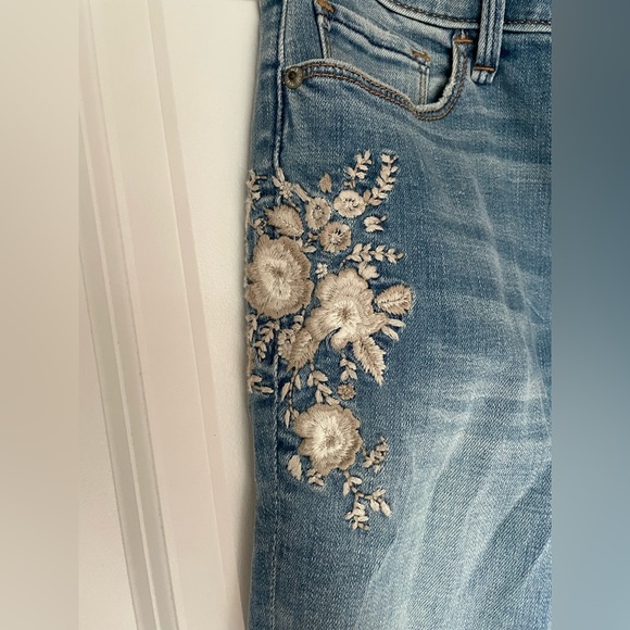 Abercrombie & Fitch size 2 short Mid Rise Super Skinny Ankle Jeans - Picture 4 of 5